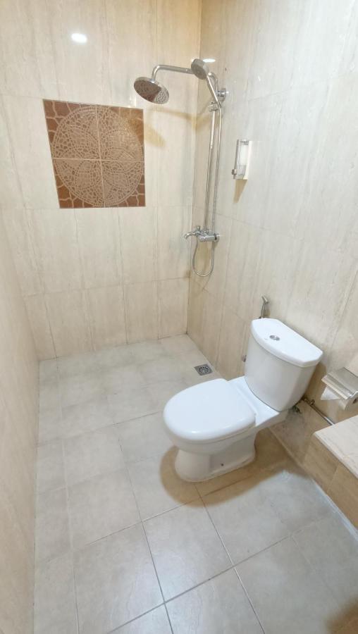 Oyo 90457 Borneo Eco-House Hashtag 12 Boutique Hotel Κότα Κιναμπαλού Εξωτερικό φωτογραφία